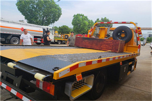 神农架附近拖车电话号码服务